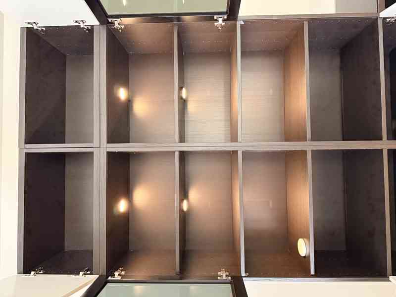 Nábytková sestava BESTA z IKEA - foto 3