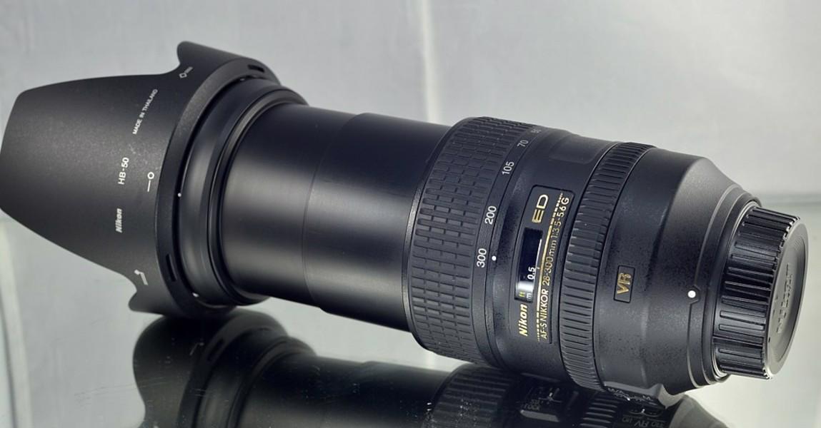 Nikon AF-S 28-300mm f/3.5-5.6 G ED VR *FX Zoom  - foto 7