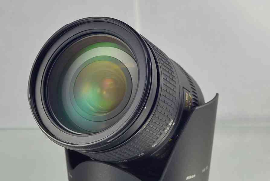 Nikon AF-S 28-300mm f/3.5-5.6 G ED VR *FX Zoom  - foto 3