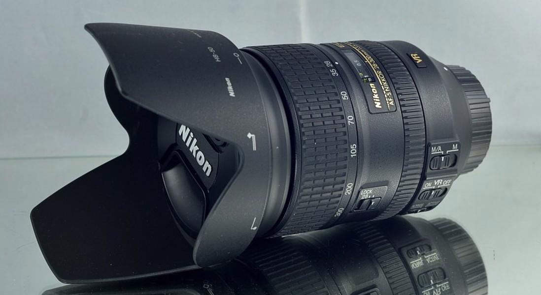 Nikon AF-S 28-300mm f/3.5-5.6 G ED VR *FX Zoom  - foto 6