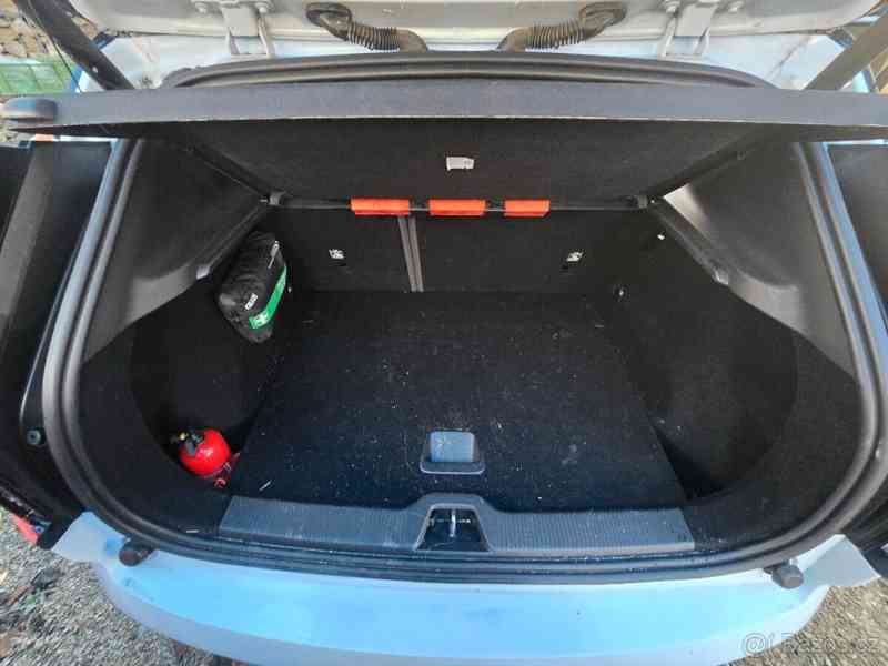 Volvo EX30 PURE ELECTRIC SINGLE ENGINE XT - foto 19