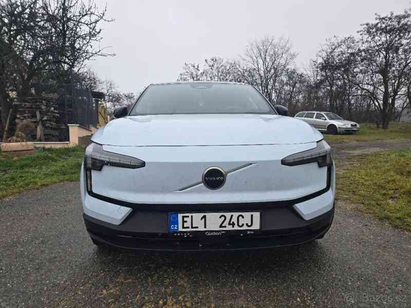 Volvo EX30 PURE ELECTRIC SINGLE ENGINE XT - foto 4