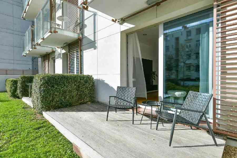 Pronájem bytu 2+kk 77 m² - foto 2