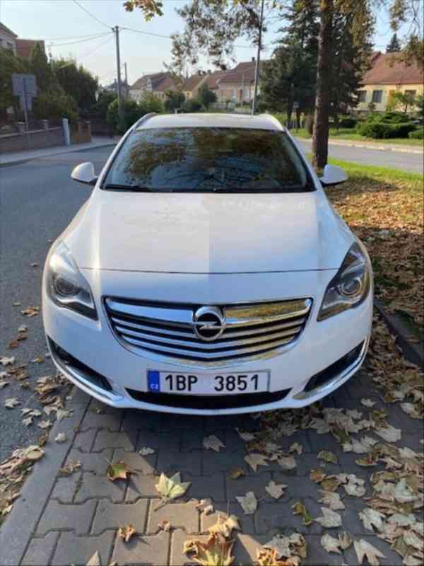 Opel Insignia Spotr Tourer SW - foto 1