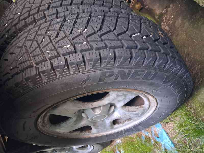 Prodám Toyta Rav4 II - foto 9