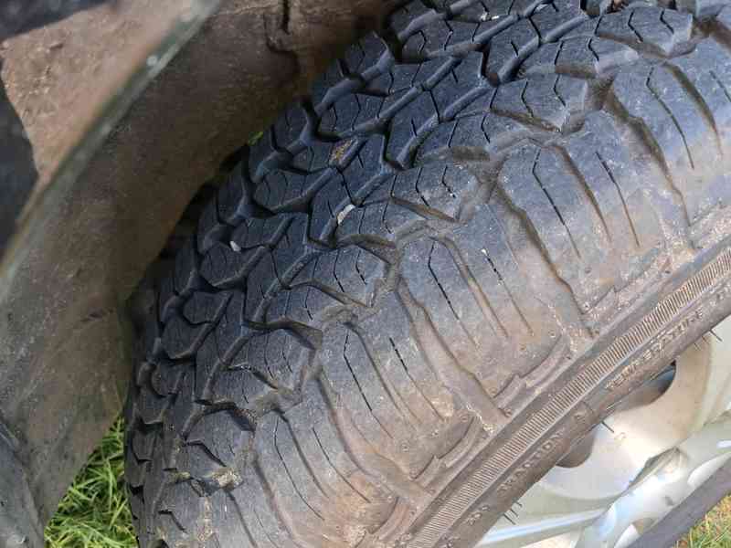 Prodám Toyta Rav4 II - foto 8