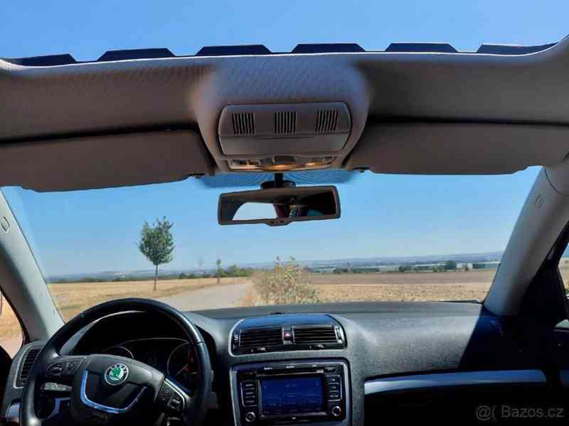 Škoda Octavia 1,6 - foto 6