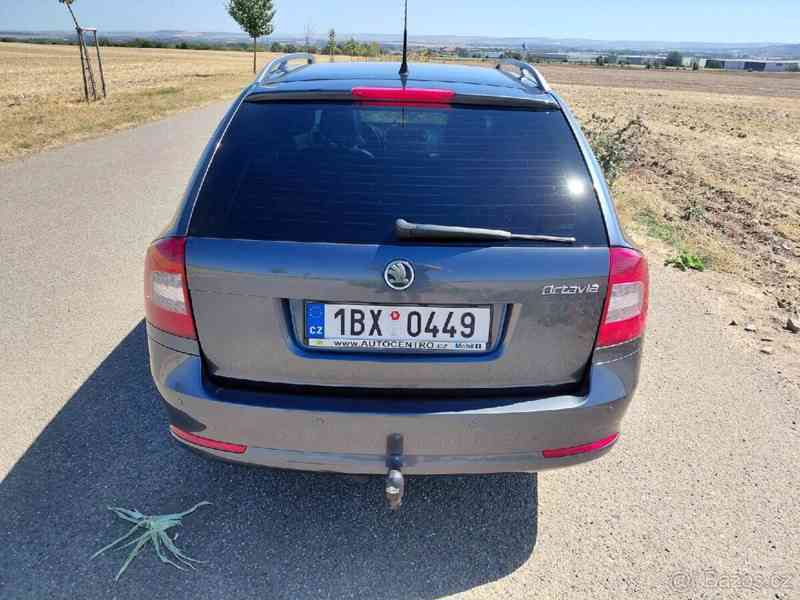 Škoda Octavia 1,6 - foto 4