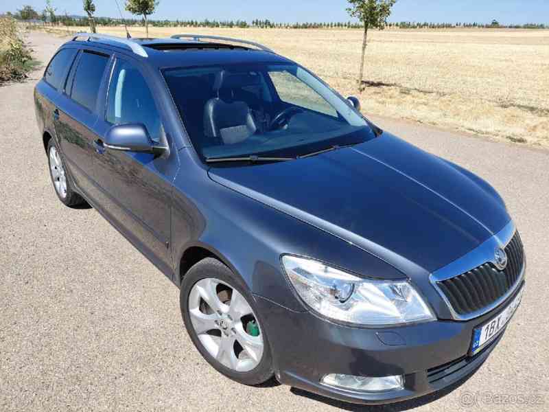 Škoda Octavia 1,6 - foto 10