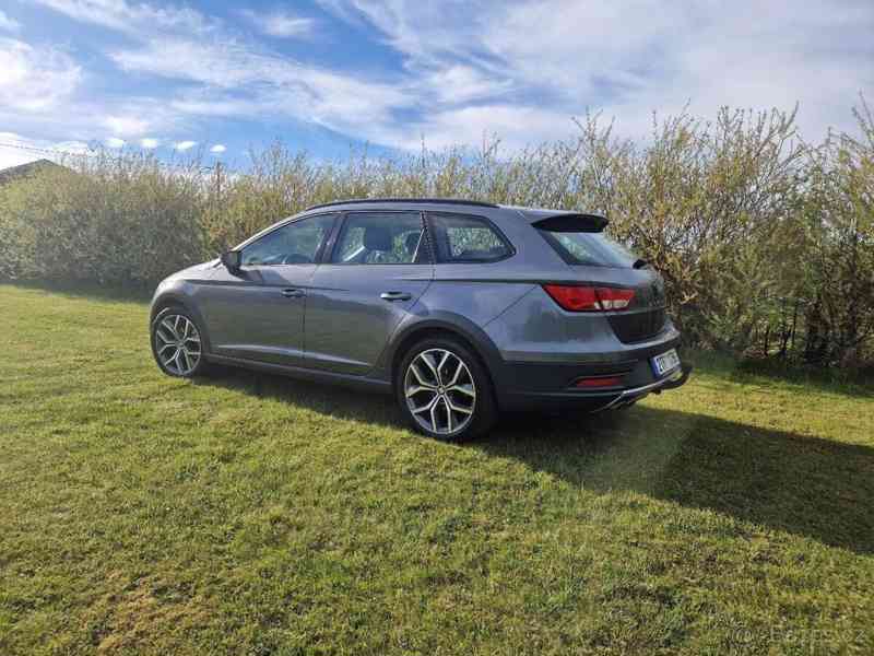 Seat Leon 2,0   ST X-Perience TDI 135 kW - foto 2