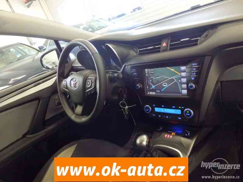 Toyota Avensis 2.0 D4D XENONY NAVI 21 082 km RV 2016 - foto 10