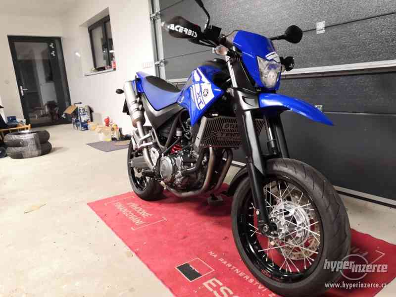Prodám Yamaha xt 660x r.v.2012,koupena nová v ČR,35kw - foto 17