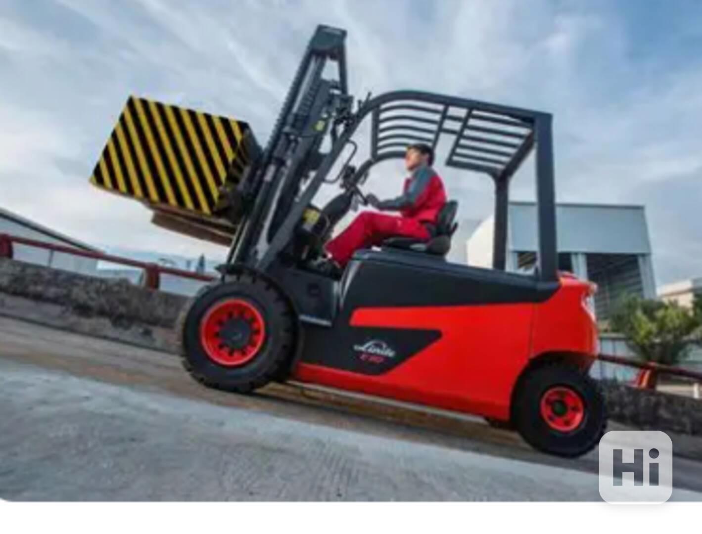 Stohovací kleště Linde - foto 1