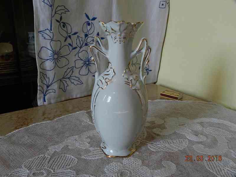 Krásná stará zlacená váza amfora Royal Dux