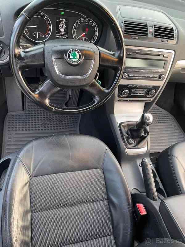 Škoda Octavia 1,9 TDI PD Elegance  2 - TDI PD 77kw bez DPF - foto 16