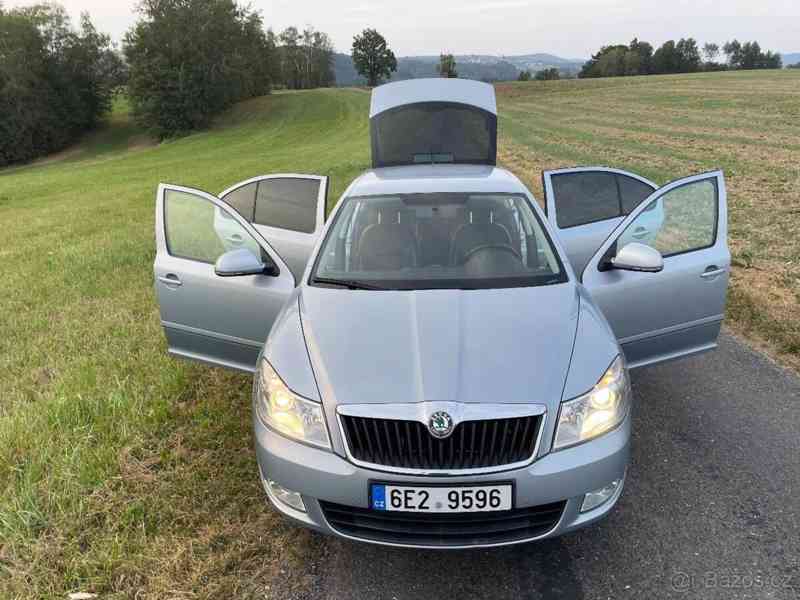 Škoda Octavia 1,9 TDI PD Elegance  2 - TDI PD 77kw bez DPF - foto 3