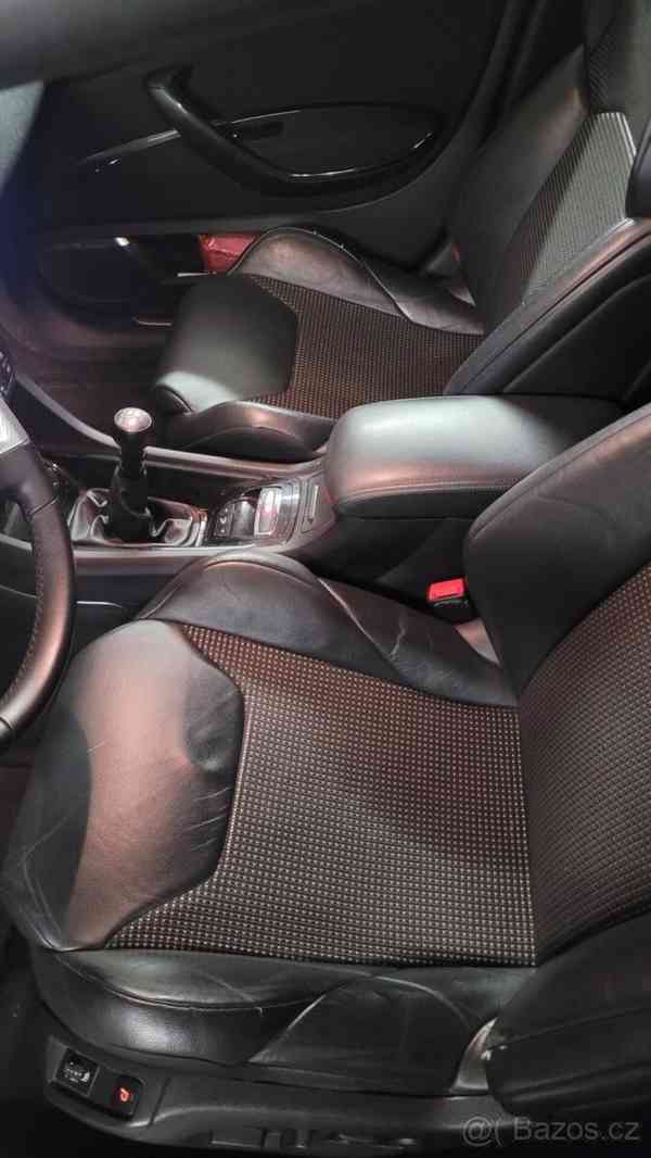Citroën C5 2,0   HDi Break Exclusive, r.v. 2013 - foto 5