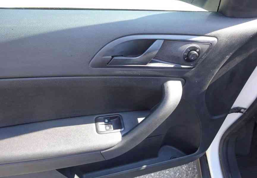 Škoda Yeti, 2.0 TDI 4x4 (81 kw) r.v.2013 1.Majitel - foto 6