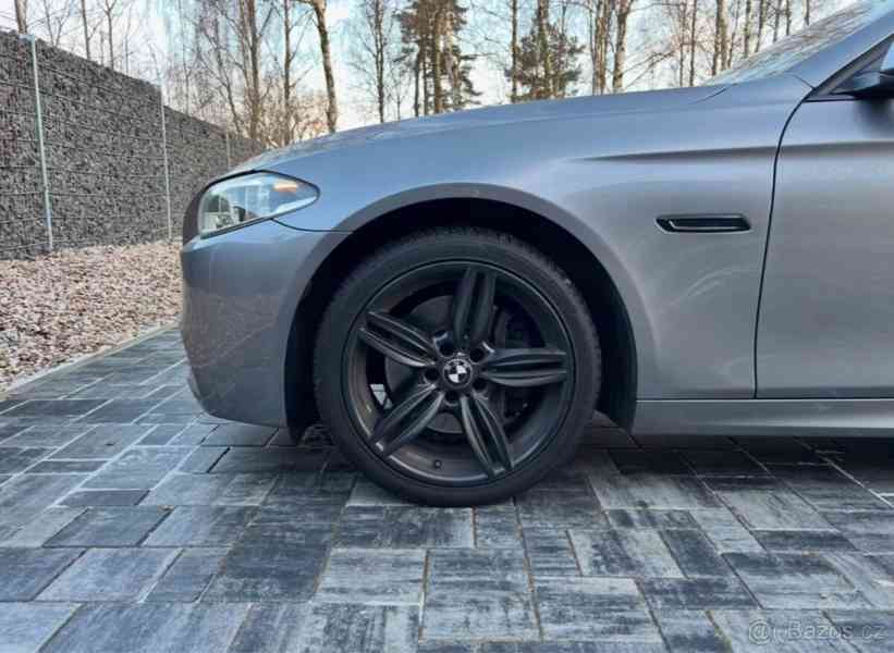 BMW Řada 5 3,0   530 xd M-paket - foto 18