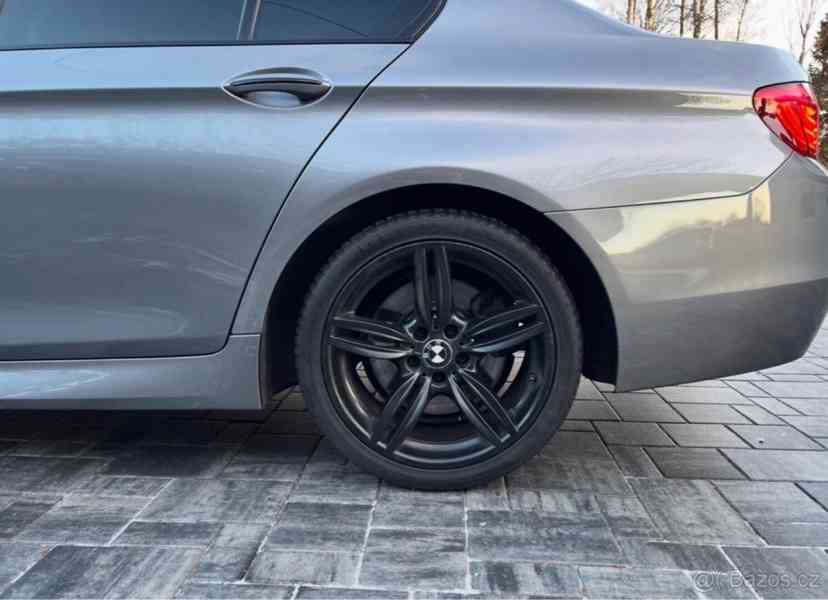 BMW Řada 5 3,0   530 xd M-paket - foto 15