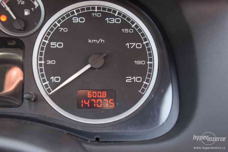 Peugeot 307 - foto 12