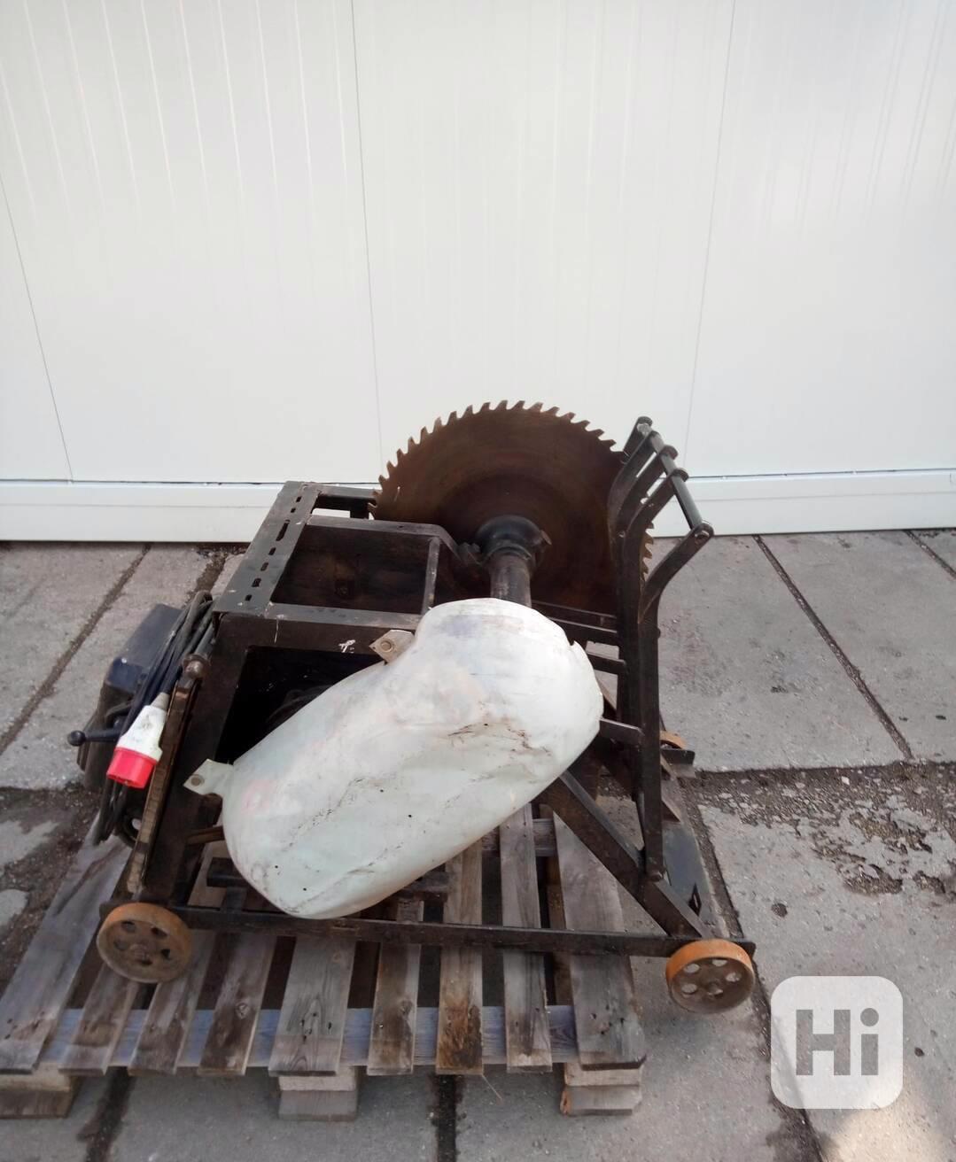 Cirkulárka - foto 1