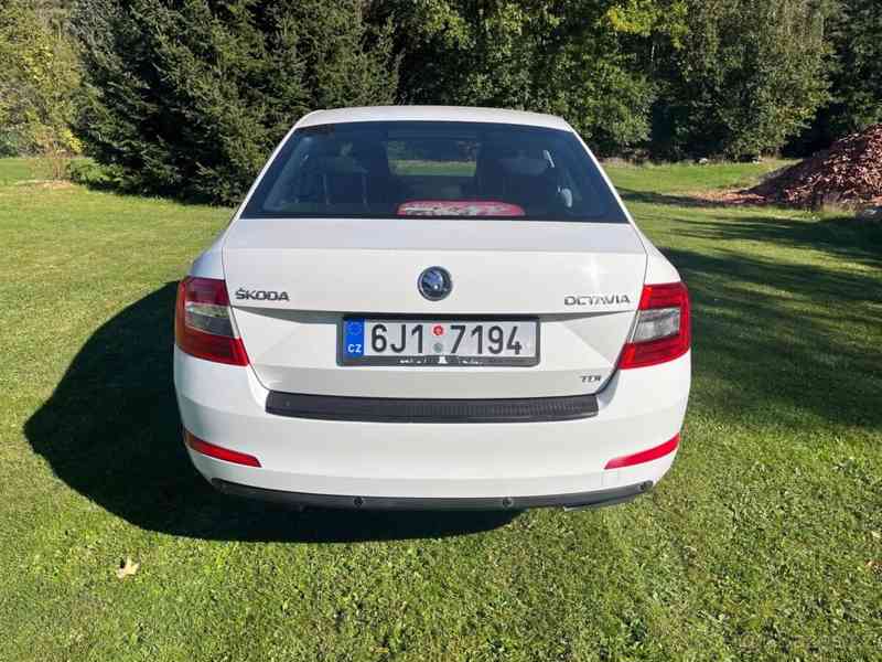Škoda Octavia 1,6   lll - foto 3