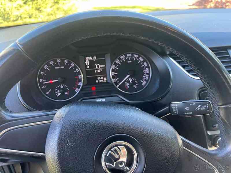 Škoda Octavia 1,6   lll - foto 5