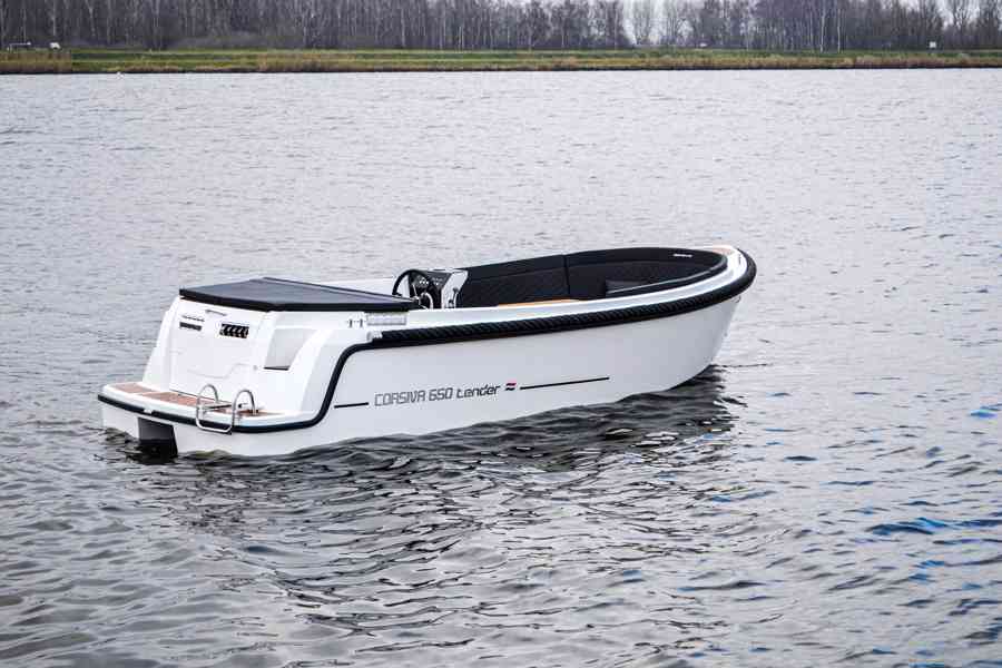 Nová motorová loď Corsiva 650 Tender + Mercury F 80 ELPT EFI - foto 11