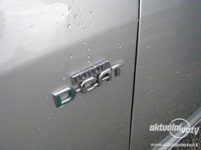 Toyota Avensis 2.2, nafta, rok 2008 - foto 8