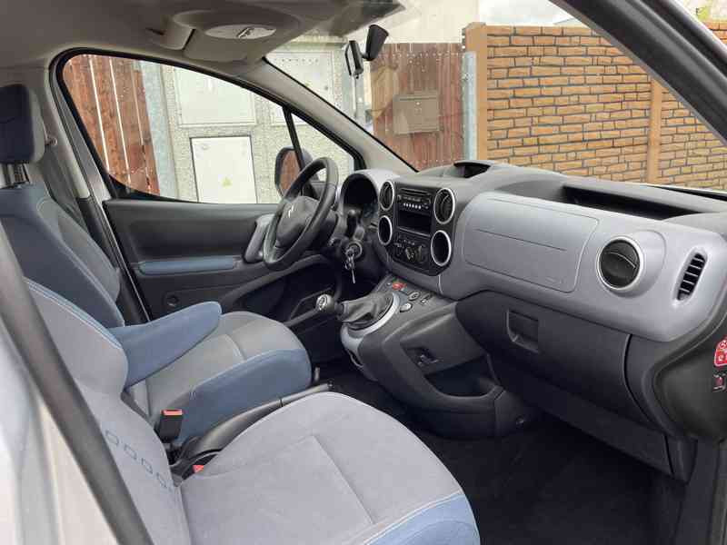 Citroën Berlingo: plošina pro převoz vozíčkáře - foto 8
