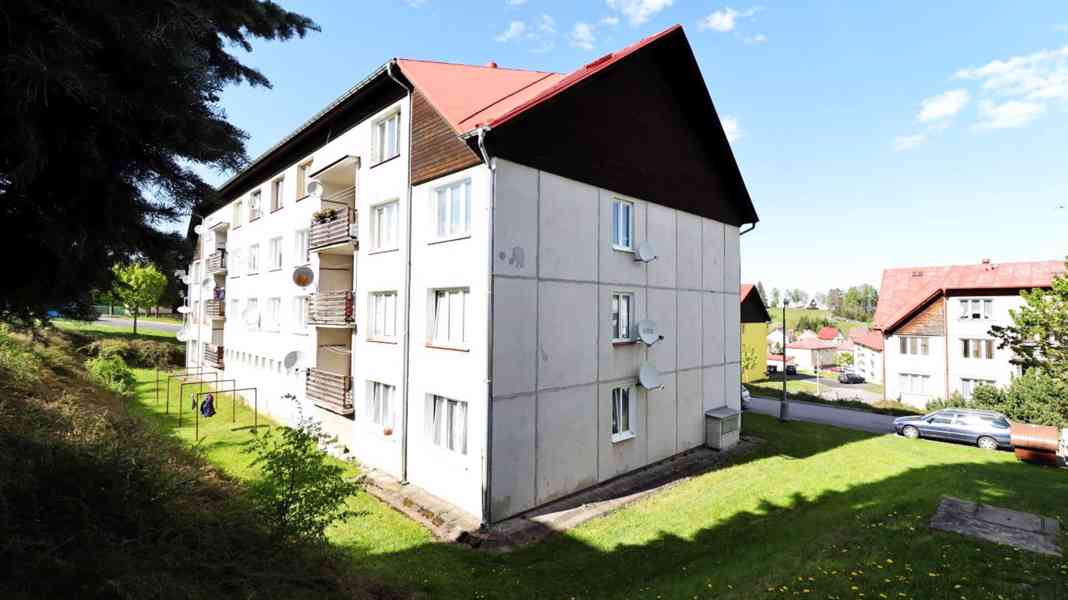 Prodej bytu 3+1/ s lodžií v Hartmanicích u Sušice - foto 3