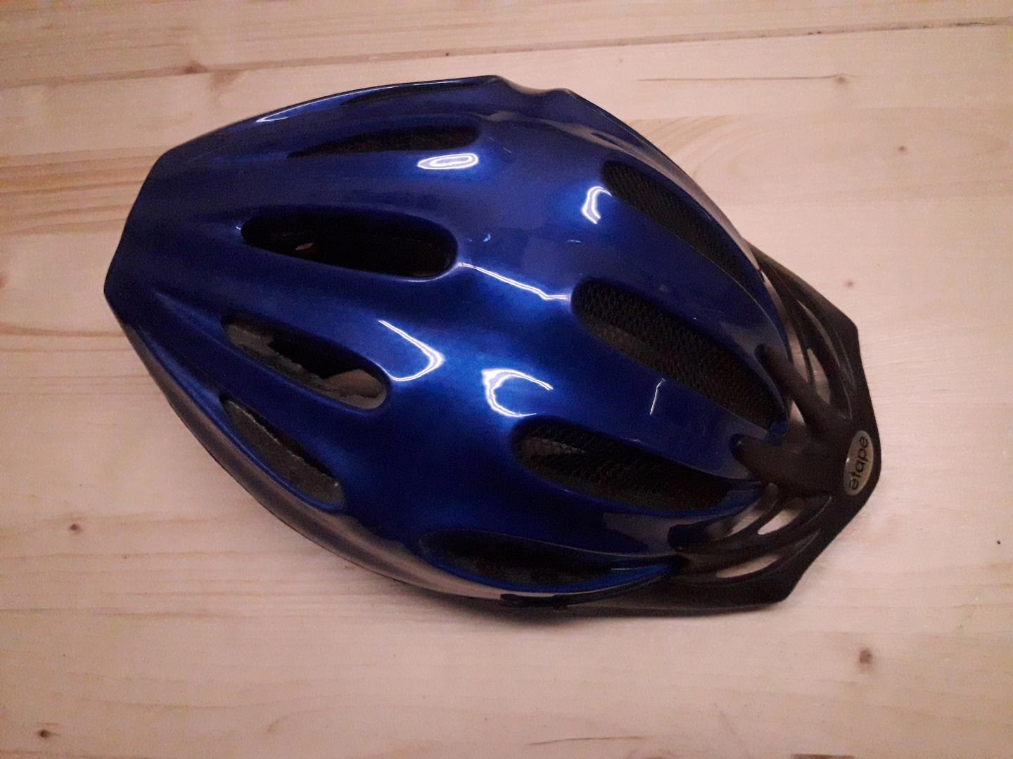 Cyklistická helma - foto 1