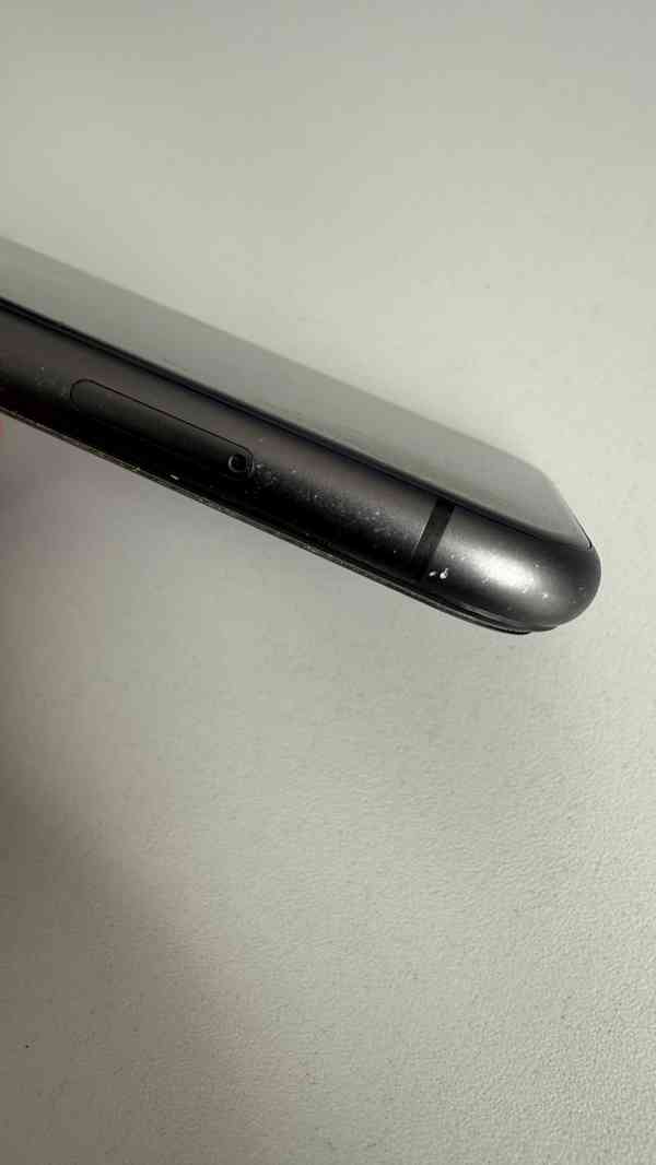 Iphone 11 64gb black 100% baterie a nový display - foto 4