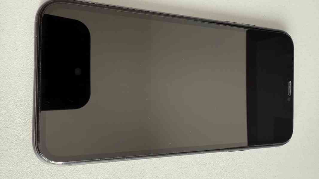 Iphone 11 64gb black 100% baterie a nový display - foto 2