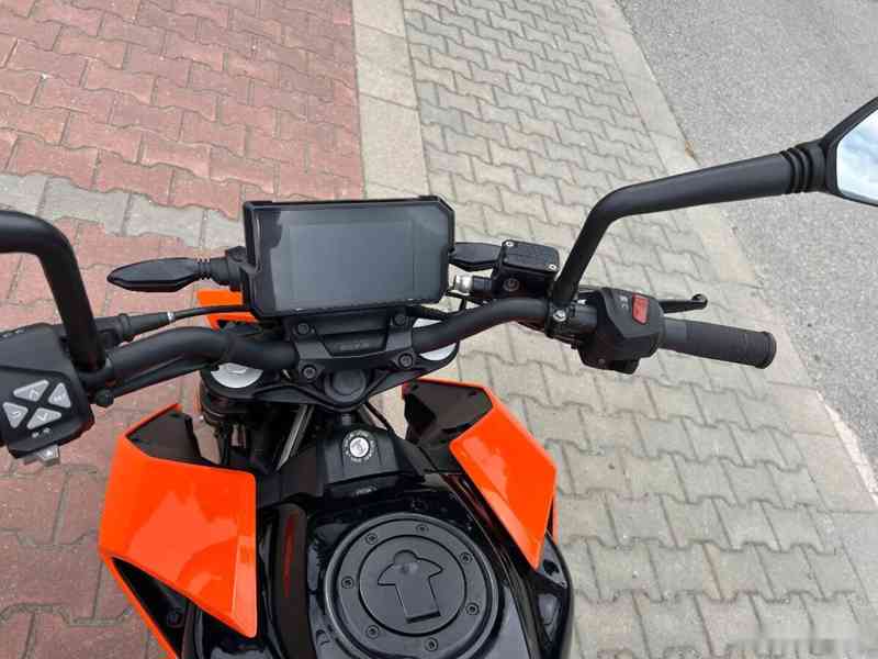 KTM Duke 125 2019 TOP najeto 10.000km - foto 15
