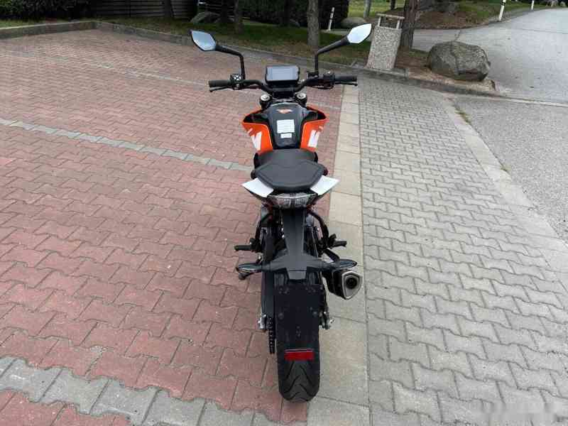 KTM Duke 125 2019 TOP najeto 10.000km - foto 4
