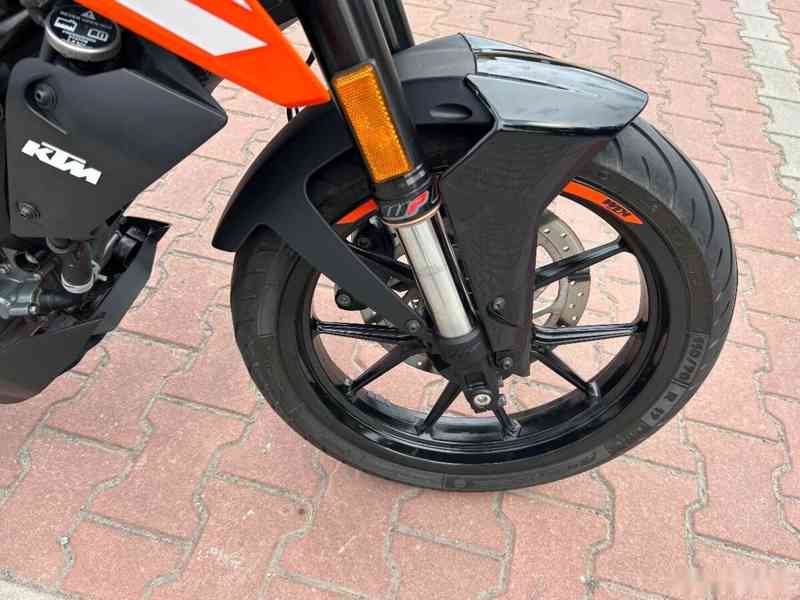 KTM Duke 125 2019 TOP najeto 10.000km - foto 10
