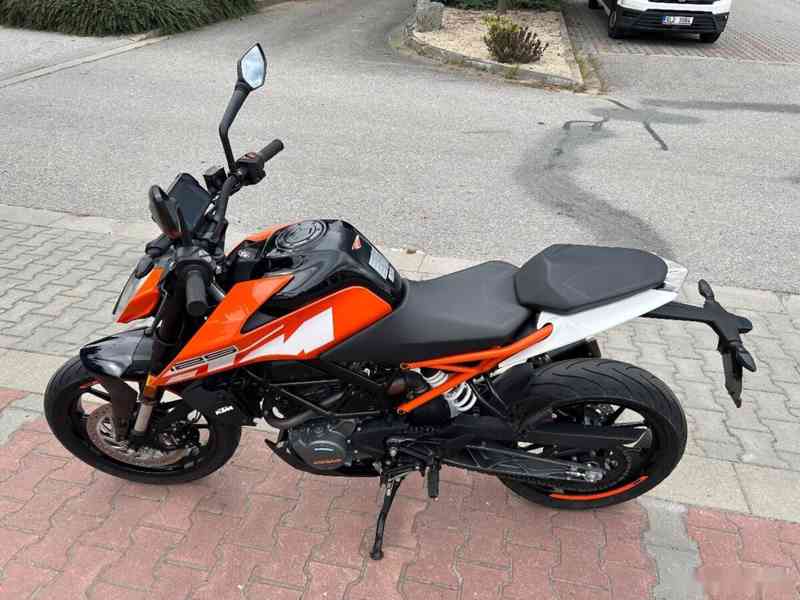 KTM Duke 125 2019 TOP najeto 10.000km - foto 6