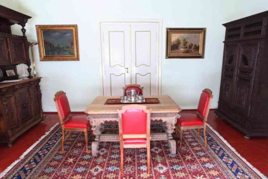 Psací, jídelní stůl Dolfijn z 19. století 