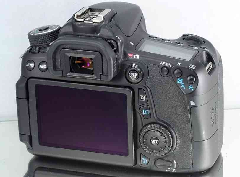 Canon EOS 70D *DSLR*20,2 Mpix CMOS*Full HDV*Wi-fi*12000 exp - foto 4