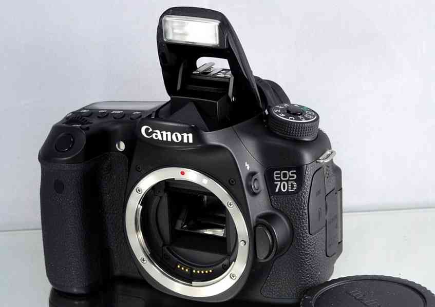 Canon EOS 70D *DSLR*20,2 Mpix CMOS*Full HDV*Wi-fi*12000 exp - foto 2