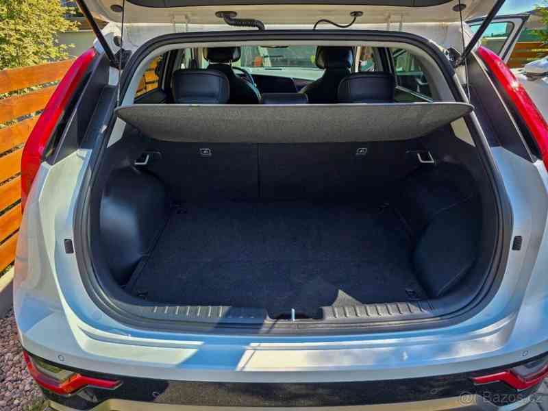 Kia Niro PHEV plug-in, automat 11/2022 - foto 8