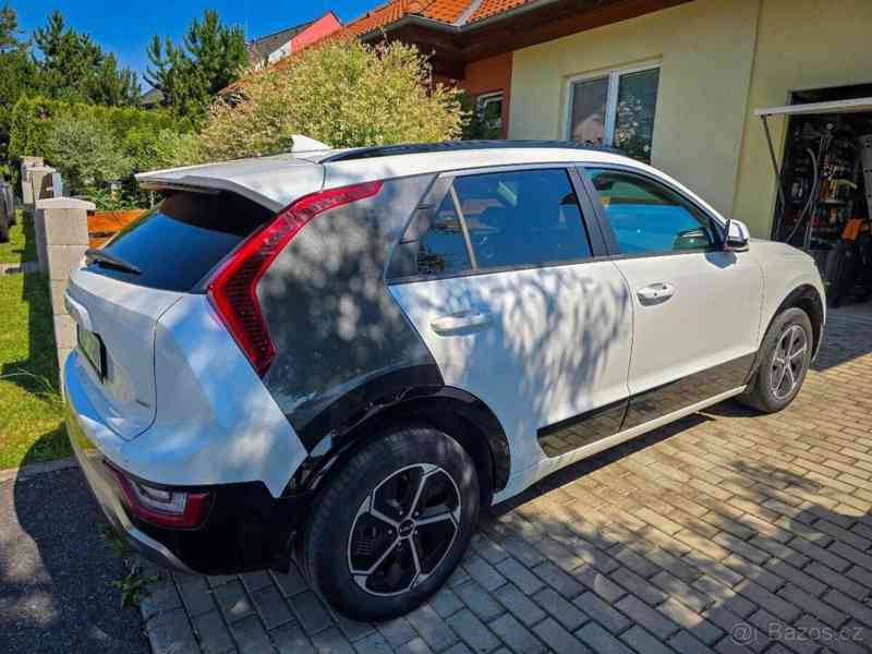 Kia Niro PHEV plug-in, automat 11/2022 - foto 4