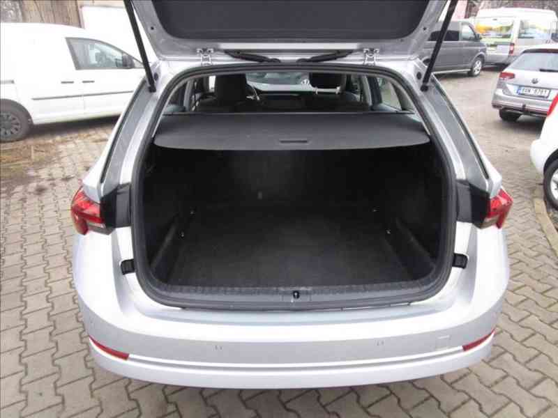 Škoda Octavia 2,0 TDI 1.MAJITEL ČR-DPH - foto 12