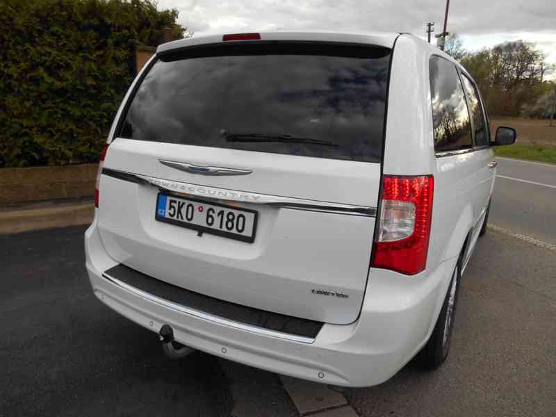 Chrysler Town Country 3,6 Limited DVD Xenony SFT PCKG 2015 - foto 5