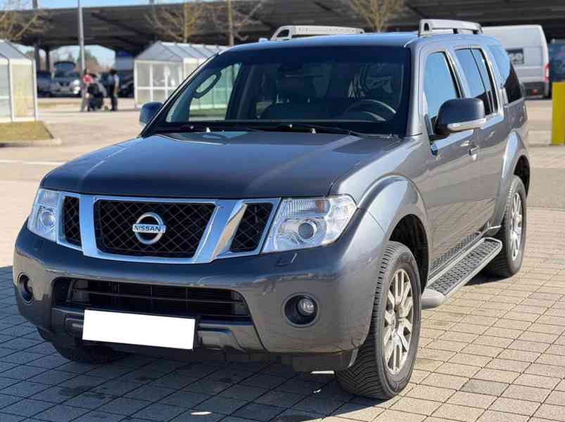 Nissan Pathfinder 2.5 dCi LE 140kw - foto 1