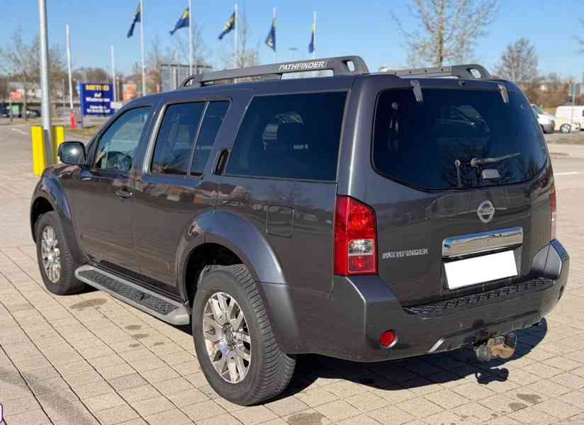 Nissan Pathfinder 2.5 dCi LE 140kw - foto 5