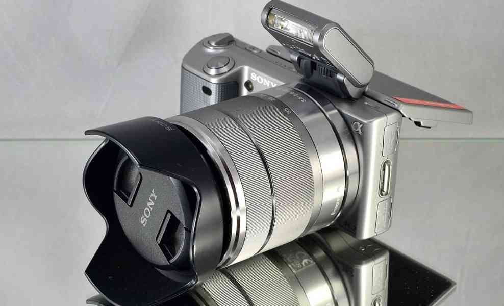Sony NEX-5 + 18-55 mm *14MPix*Full HDV*4300 Exp. - foto 5