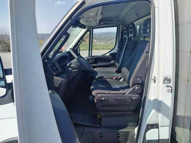 Iveco Daily 60C15, shrnovací plachta, motor 3,0 - foto 5